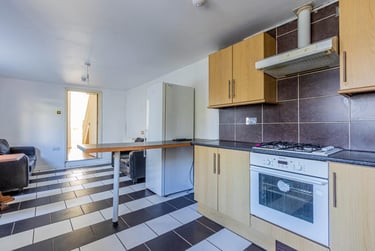 5 bed house, Salisbury Road, Plasnewydd, Cardiff, CF244AD - Image 4